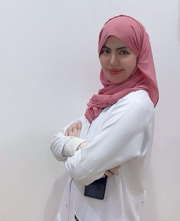الدكتورة الجوهرة الهزاني