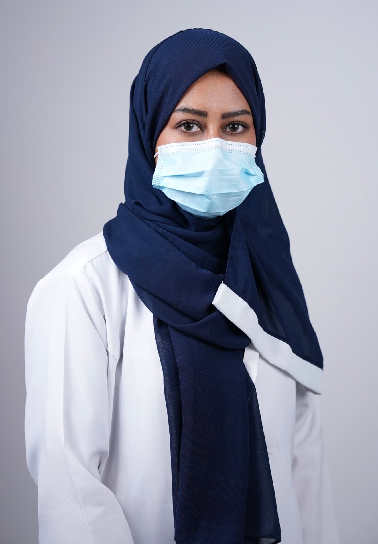 د.ريناد عطيف